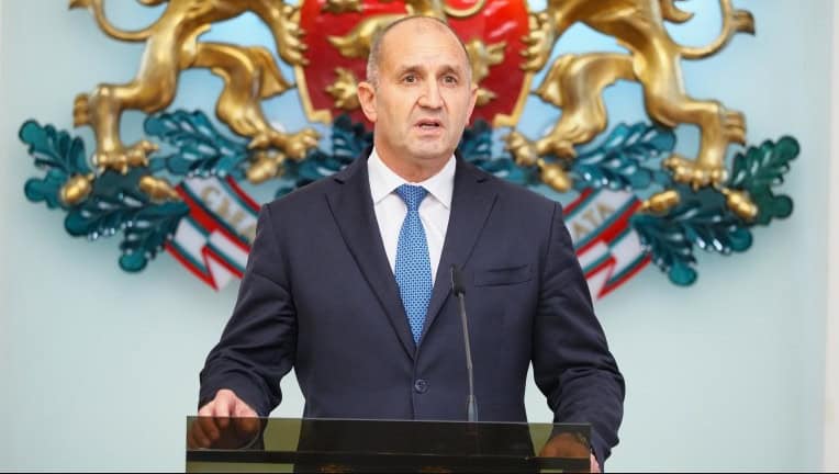 Румен Радев